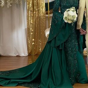 Muslim bride green engagement dress. Willing to negotiate!